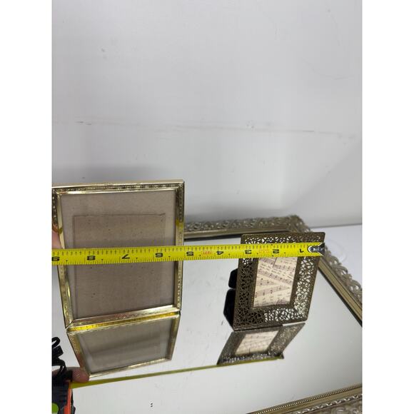 Set of Two Vintage Gold Metal Frames, Small Gold Filigree Frame - Picture 5 of 10